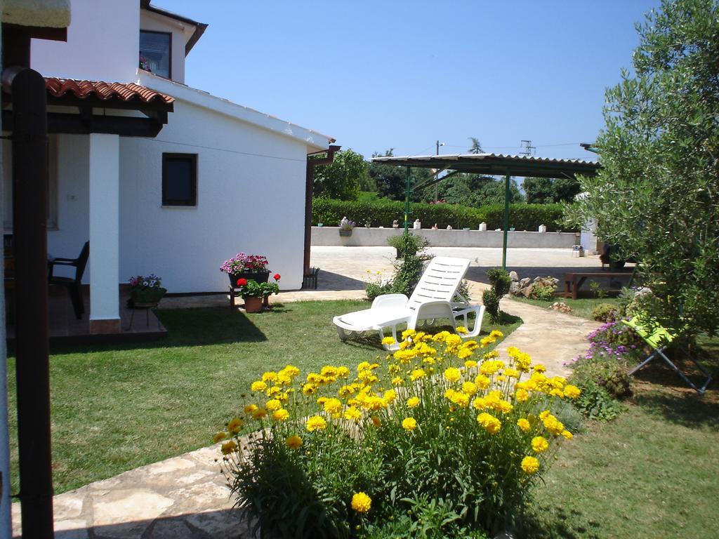 Nella Apartments Šišan Exteriér fotografie
