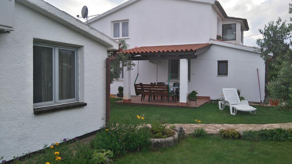Nella Apartments Šišan Exteriér fotografie