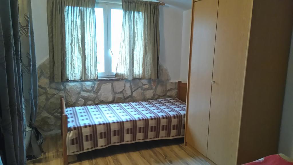 Nella Apartments Šišan Exteriér fotografie