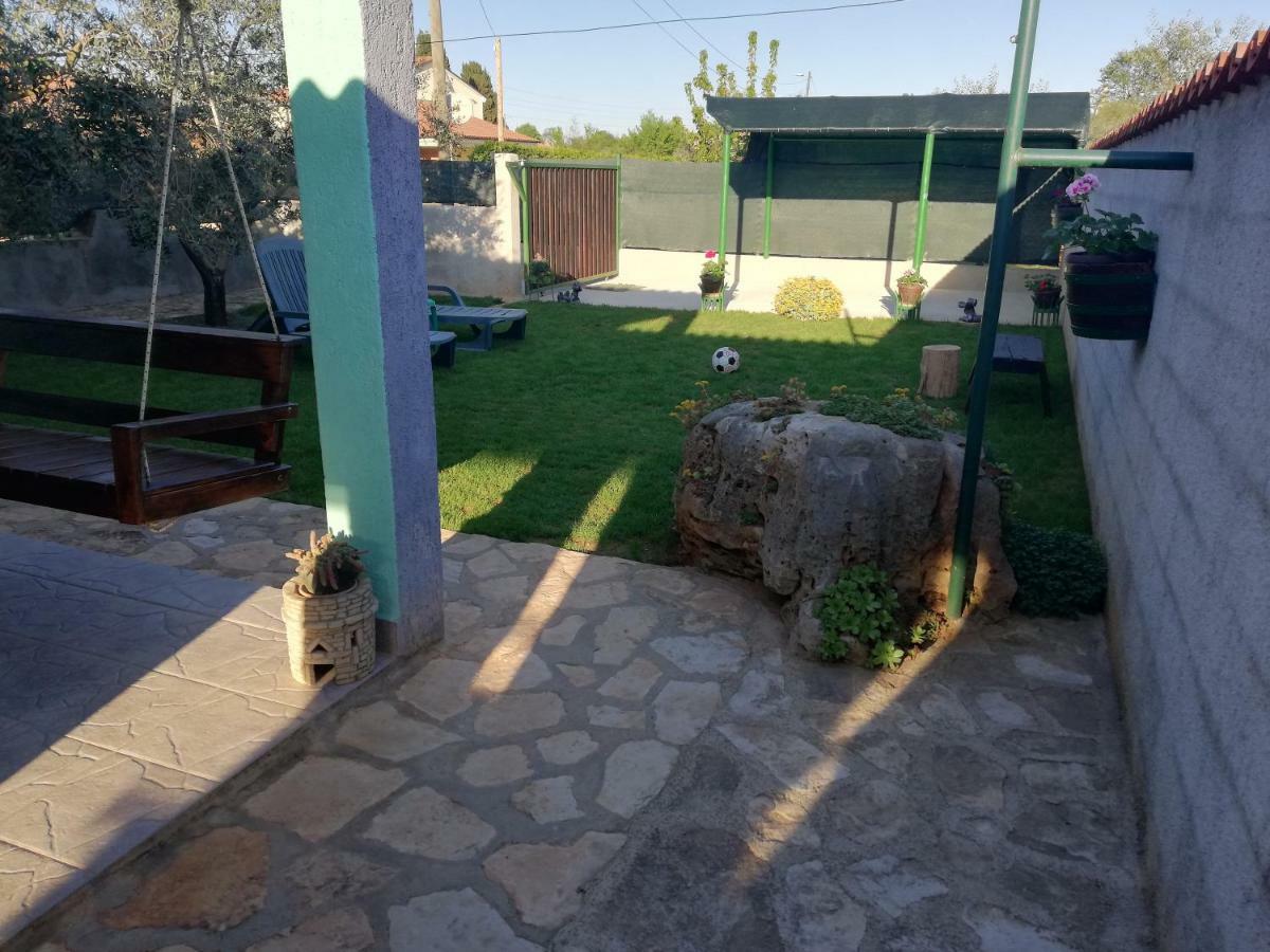 Nella Apartments Šišan Exteriér fotografie